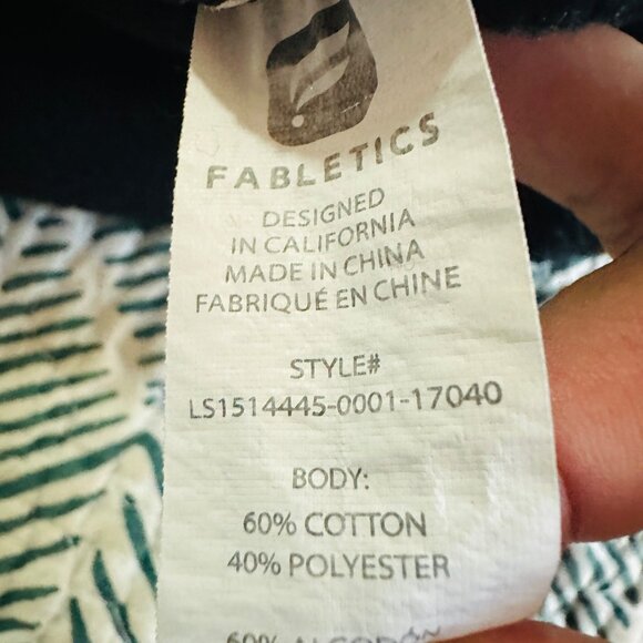 Fabletics Black Long-Sleeve Pullover Snap Side Terry Cloth Lined Athletic Top M - Picture 8 of 8
